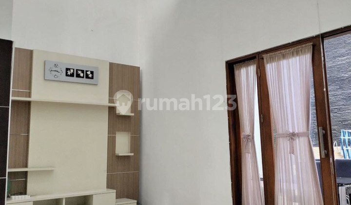 Rumah Minimalis Modern Siap Huni di Batununggal Indah 2