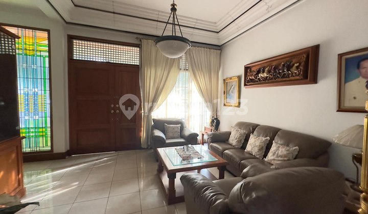 Best Location Rumah Klasik Terawat Dekat Gedung Sate 2