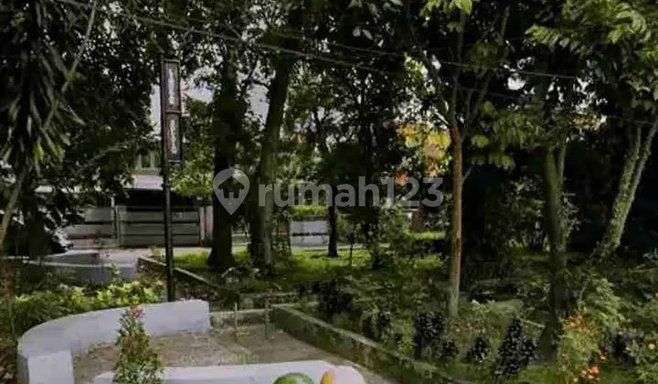 Affordable Minimalist Ready-to-Occupy House in Buah Batu, Student Fighter Wing Area 2