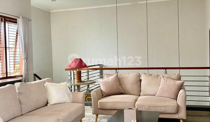 Rumah Mewah Full Furnish di Suryalaya Dekat Griya Buah Batu Rumah Mewah Full Furnish di Suryalaya Dekat Griya Buah Batu
