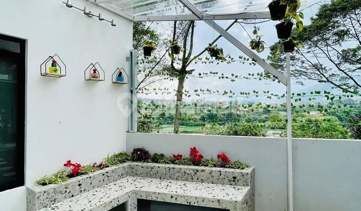 Rumah Semi Villa di Lembang, Asri dan Sejuk Ada Kolam Renang 2