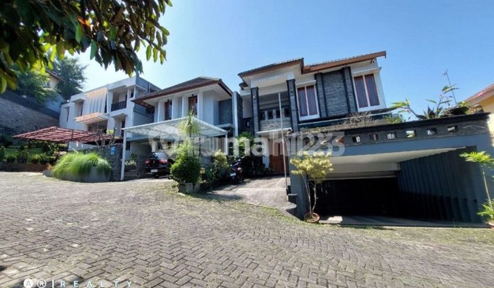 Dijual Cepat Rumah Luas Komplek Alamanda Tubagus Ismail 2