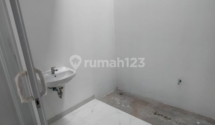 Rumah Murah Minimalis Modern di Komplek Antapani 2