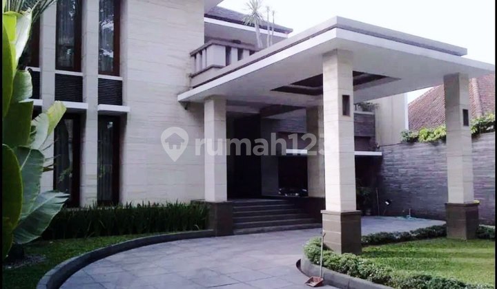 Jarang Ada Rumah Lux Di Cipaganti Dekat Tol Pasteur 1