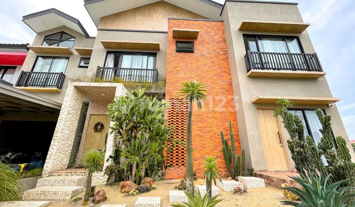 Rumah Semi Villa di Kota Baru Parahyangan Cocok untuk Investasi