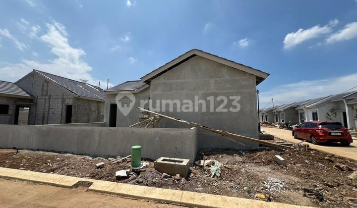 Rumah Minimalis Modern di Cluster Patragriya Podomoro Bandung