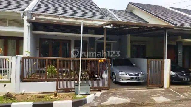 Rumah Cantik Minimalis Tsa Komplek Elit Antapani 1