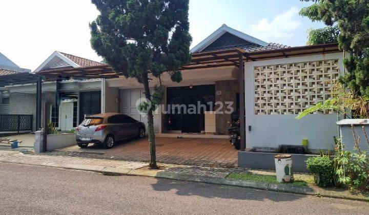 Rumah Minimalis Singgasana Pradana Dekat Tol 1