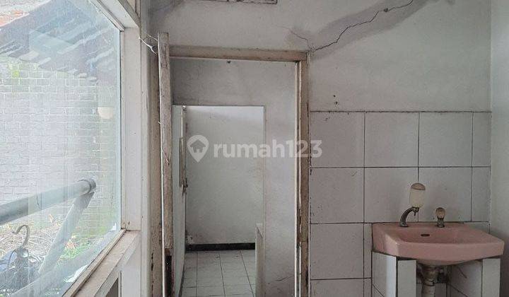 Rumah Lama Minimalis Andir Dekat Bandara Husen 1