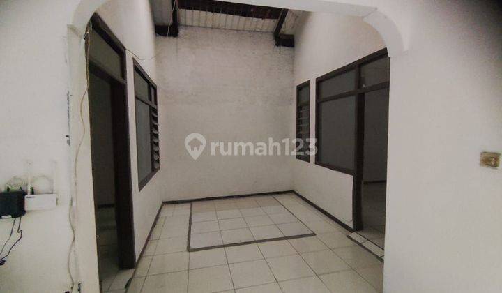 Rumah Lama Minimalis Strategis Dkt Pusat Kota 2