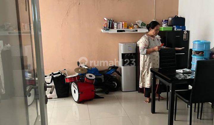 Rumah Minimalis 2 Lantai Terawat Dekat Terminal Cicaheum 2