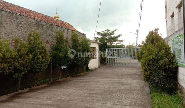 Rumah Bagus Siap Huni Di Dekat Stadion GBLA 13