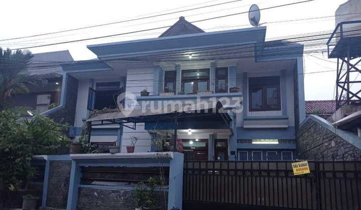 Menarik Rumah Kost di Pusat Kota Cikutra Bandung
