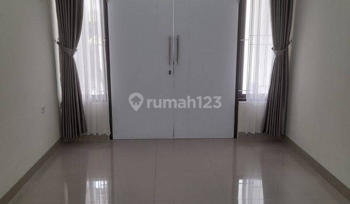 Disewakan Rumah Minimalis, Siap Huni, Tanpa Renov, Komplek Ramai Strategis Di Margahayuraya Metro Bandung 1