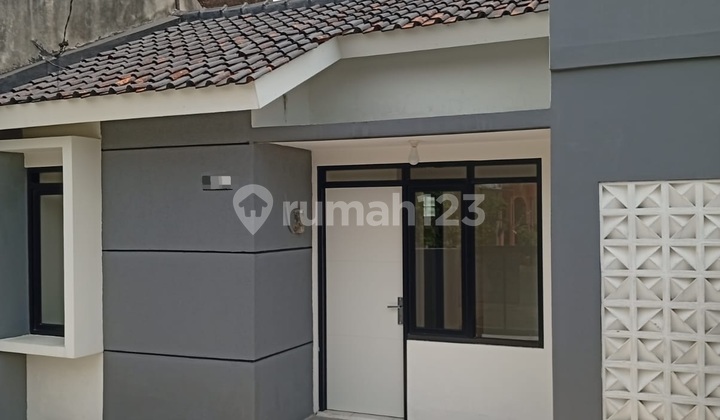 Dijual Rumah Baru Minimalis, Murah Pisan, di Gbi, Sayap Ciwastra 2
