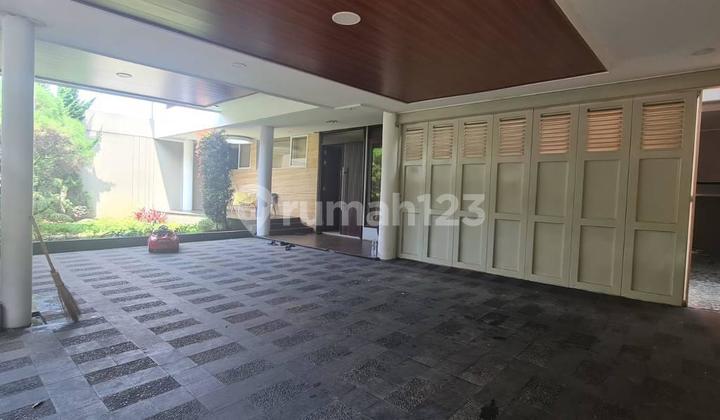 Dijual Rumah Lux, Mewah, Kawasan Elite Bandung Utara, Semi Furnish di Cipaku Setiabudi 2