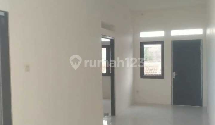 Minimalist House for Sale, Very Affordable, Flood-Free in Griya Bandung Indah Ciwastra Complex. 2
