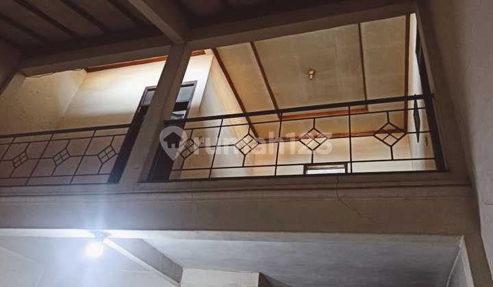 Dijual Rumah Besar, Terawat, Murah, Bu Banget, Strategis Di Margahayu Raya 2