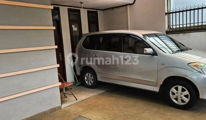 Dijual Rumah Siap Huni, Nego Keras, Bu Banget, Lokasi Strategis Di Komplek Rajawali, Dadali Dkt Sudirman, Andir 2