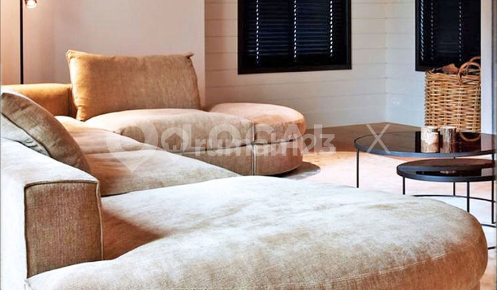 Rumah Golf Lake Residence San Lorenzo Cengkareng, Jakarta Barat