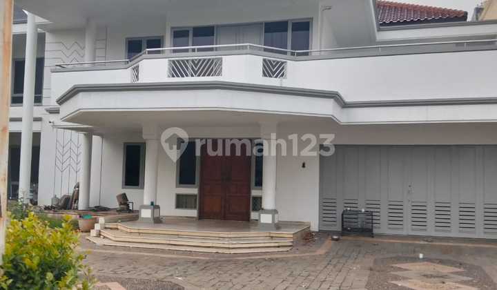 For Sale: Mrs. Danau's House in Sunter
