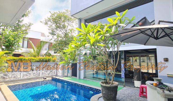 di Rumah Mewah Hoek Design Villa Open Space With Pool Di Foresta  1