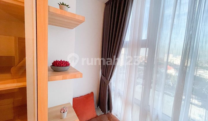 For quick sale, Benson apartment in Pakuwon, Surabaya. 2