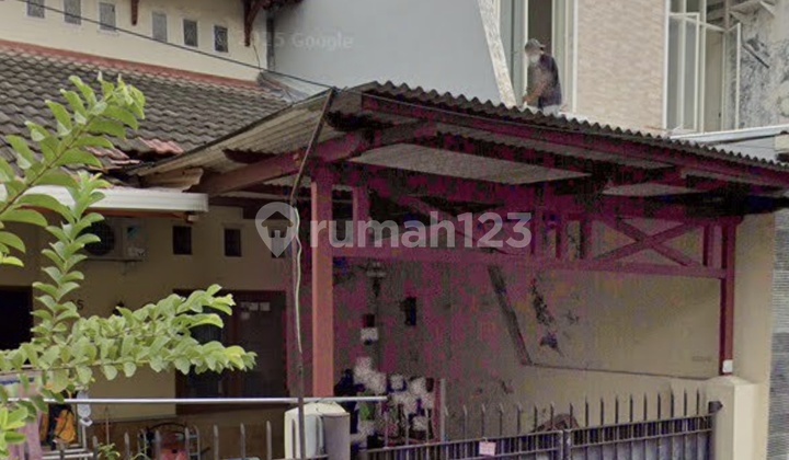 Jual Cepat Rumah Darmo Indah Timur 2,5 Lantai Lokasi Strategis