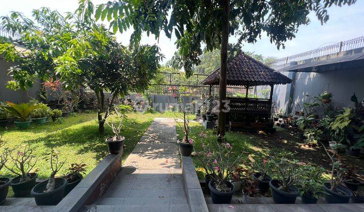 Rumah 2 Lantai Bagus Semi Furnished SHM di Ratnasasih Kbp Dengan View Danau, Bandung 1