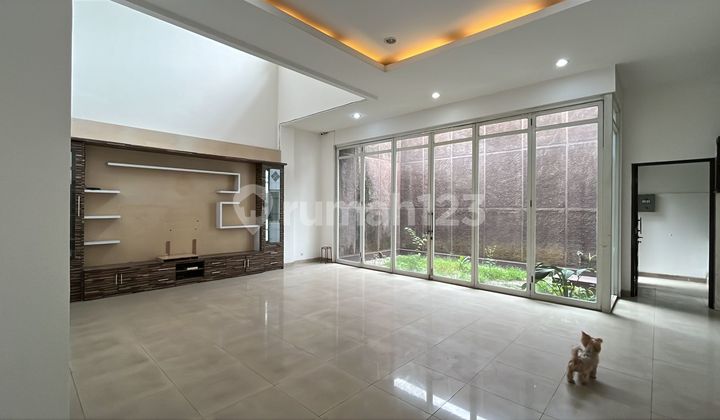 Fully Furnished 2-Story House Summarecon Bandung Cluster Btari Ready to Occupied