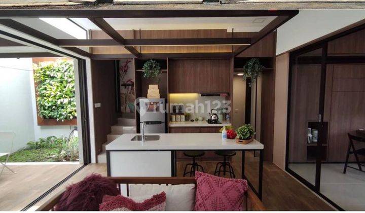 Rumah Bagus Unfurnished HGB di Flora Summarecon Bandung , Bandung 2