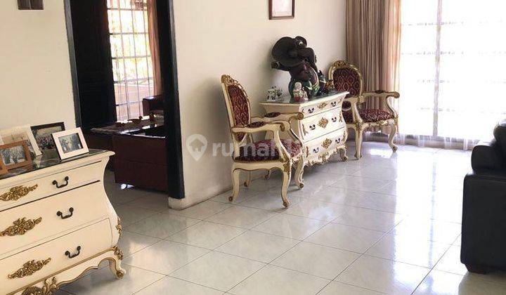 Rumah Bagus Semi Furnished SHM di Sayap Cipaganti , Bandung 1