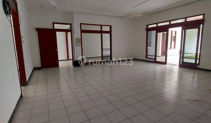 Rumah Bagus Unfurnished SHM di Kembar , Bandung 1