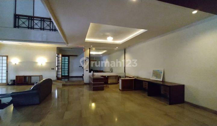 Rumah Bagus Unfurnished SHM di Sayap Dago , Bandung 1