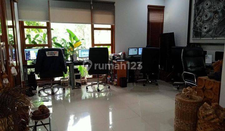 Rumah 2 Lantai Bagus Unfurnished SHM di Pondok Hijau Indah , Bandung 1