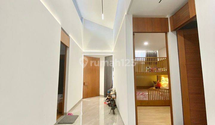 Rumah Bagus Unfurnished di Taman Holis Indah 1, Bandung 2