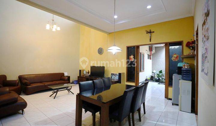 Rumah Bagus Unfurnished SHM di Pasirluyu, Bandung 1