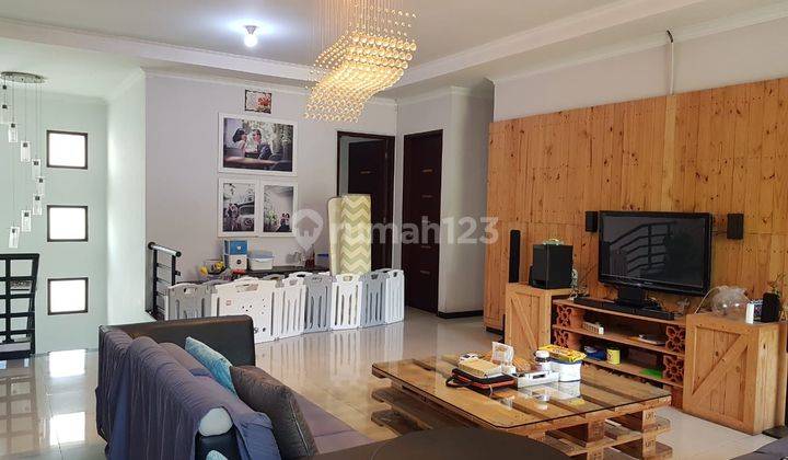 Rumah 2 Lantai Bagus Semi Furnished SHM di Sukamulya , Bandung 2