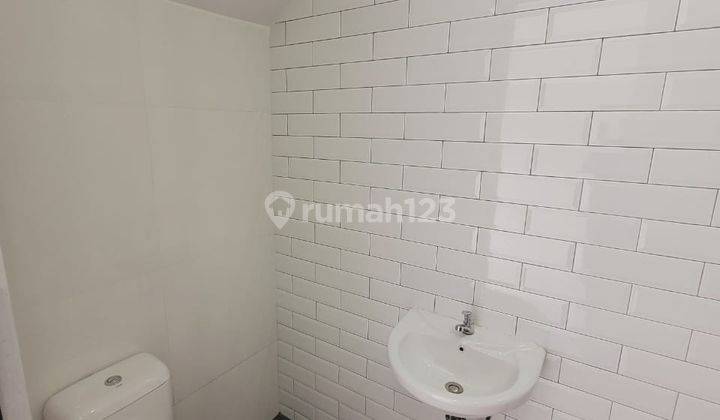 Rumah 2 Lantai Bagus Furnished SHM di Leuwisari, Bandung 2