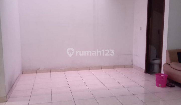 Rumah Bagus Unfurnished SHM di Mekarwangi, Bandung 2