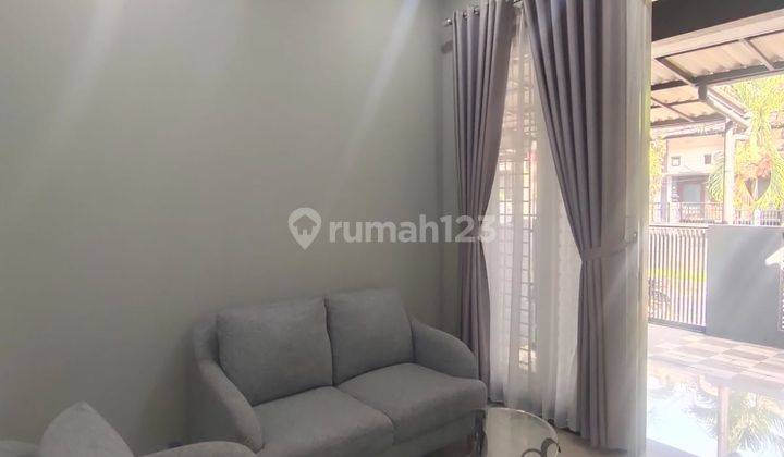 Rumah Bagus Semi Furnished SHM di Taman Kopo Indah 2, Bandung 2