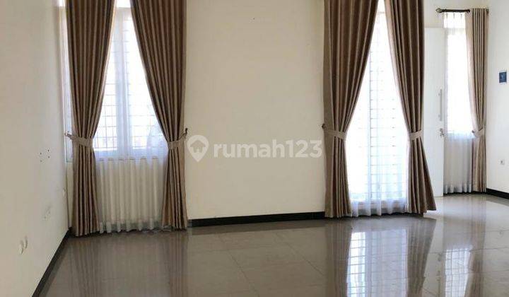 Rumah Bagus Unfurnished SHM di Taman Kopo Indah 5 Springville, Bandung 1