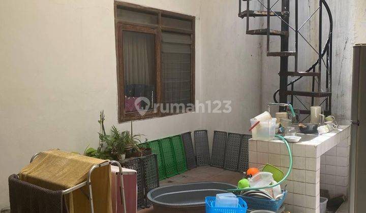 Rumah Bagus Unfurnished SHM di Buah Batu, Bandung 2