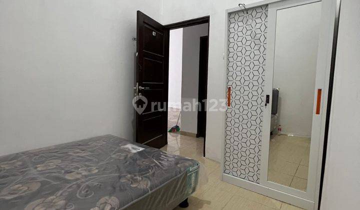 Dijual Rumah Kost 3 Lantai di Pademangan 1