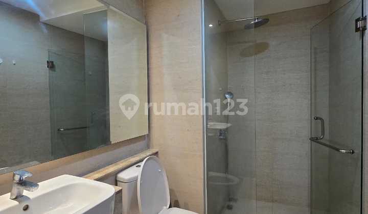 Disewakan Cepat Apartemen Gold Coast PIK, 3 BR Semi Furnish 2