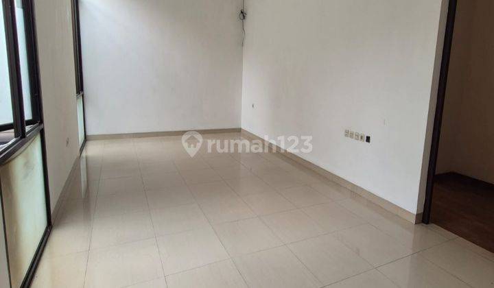 Disewakan Rumah Semi Furnished di Sutera Olivia, Alam Sutera 1