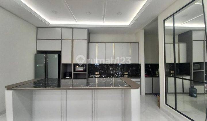 Disewakan Rumah Furnished Bagus di Pluit 1