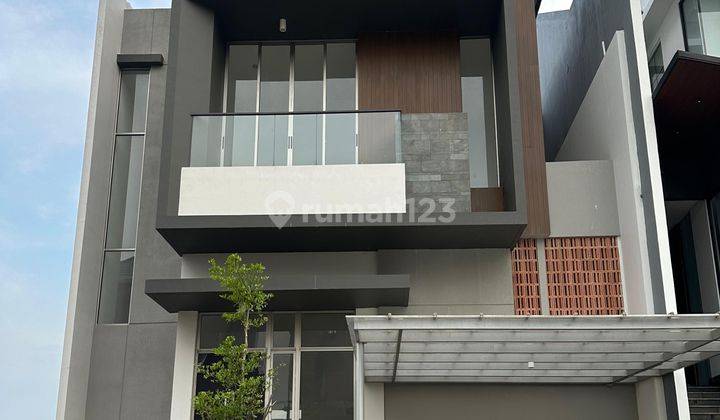 Disewakan Rumah Baru di Pantai Bukit Villa, Pantai Indah Kapuk 2 1