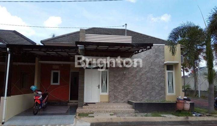 RUMAH 1 LANTAI FURNISHED POSISI HOOK DI COLOMADU MINIMALIS MODERN ONE GATE SYSTEM 1