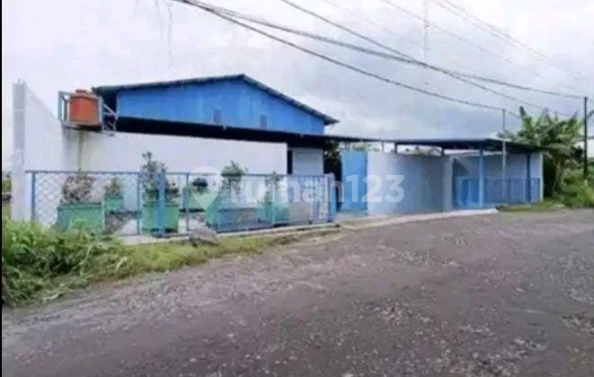 Gudang Akses Kontainer 40 Feet dengan Loading Dock di Telukan, Sukoharjo